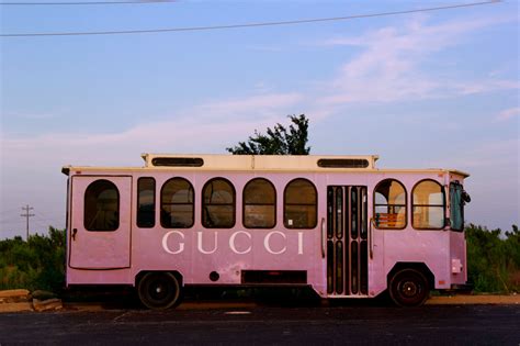 gucci bus